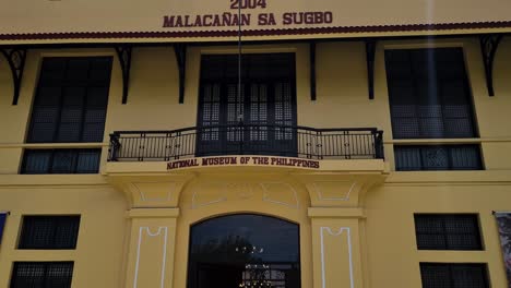 Exterior-of-National-Museum-of-the-Philippines-in-Cebu-City,-Philippines,-Former-Bureau-of-Customs-Building