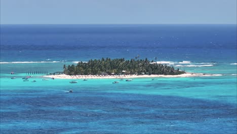 Jonhny-Cay-At-San-Andres-In-Caribbean-Island-Colombia