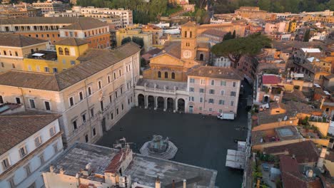 Wunderschöne-Drohnenaufnahme-über-Der-Piazza-Di-Santa-Maria-In-Trastevere