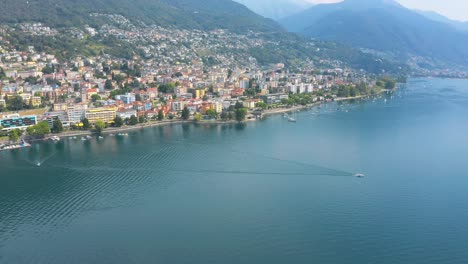 Impresionante-Vista-Aérea-De-La-Ciudad-De-Locarno-En-Suiza