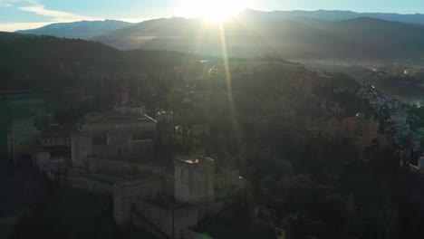 Toma-Aérea-De-La-Alhambra-De-Granada,-España.