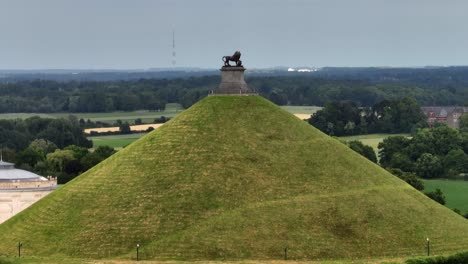 Lion's-Mound-Monument,-Battle-of-Waterloo,-Braine-l'Alleud,-Belgium,-June-2022