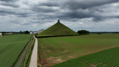 Lion's-Mound-Monument,-Battle-of-Waterloo,-Braine-l'Alleud,-Belgium,-June-2022