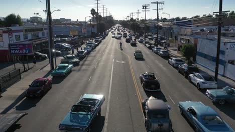 Low-Riders-doing-stunts-in-Intersection