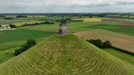 Löwenhügel-Denkmal,-Schlacht-Bei-Waterloo,-Braine-l&#39;Alleud,-Belgien,-Juni-2022