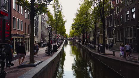 Imágenes-De-De-Wallen,-En-El-Centro-De-Ámsterdam,-Países-Bajos.