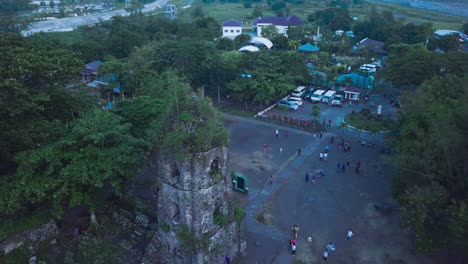 Cagsawa-Ruinen-Und-Daraga-Albay-Beliebtes-Touristenziel