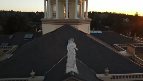 Aerial-Shot-Flying-Backwards-From-Placer-County-Courthouse-Auburn-up-close