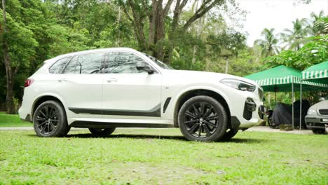 Kuala-Lumpur,-Malaysia---March-9,-2022:-brand-new-car-2020-BMW-X5-wheelhouse-interior