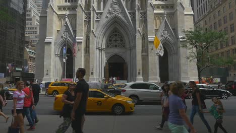 New-York-Tall-pedestrian-in-front-of-Church