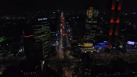 Paisaje-Nocturno-En-La-Intersección-De-Coex-En-Seúl,-Samsung-dong,-Tiro-Fijo,-Vista-Superior