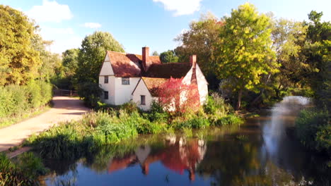 An-aerial-pass-of-Willy-Lott's-House-in-Flatford,-Suffolk,-where-artist-John-Constable-painted-'The-Haywain'