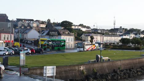 Howth-village-during-the-evening-with-full-of-cars-and-buses-parked-up