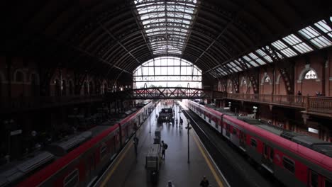 Train-departing-station-in-Sao-Paulo,-Brazil