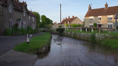 Hovingham-is-a-pretty-village-in-Ryedale,-North-Yorkshire---not-far-from-Malton