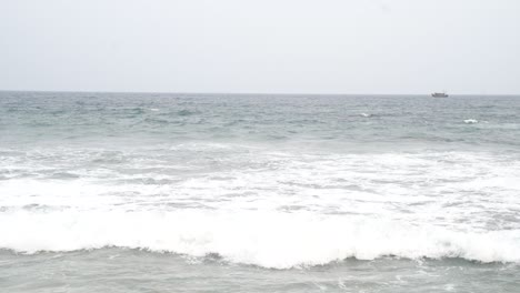 Slow-Motion-Footage-Of-Sea-Waves,-Mumbai-Bandra-Worli-Sea-Link-Flyover