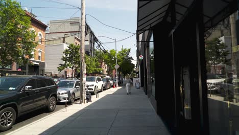 Blonde-Woman-Walking-In-Williamsburg-On-A-Beautiful-Day