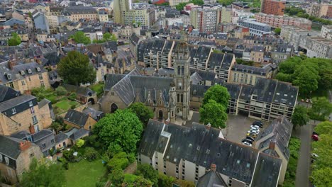 Saint-Benoit-church,-Le-Mans-in-France