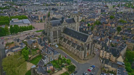 Catedral-De-San-Julián-En-Le-Mans-En-Francia