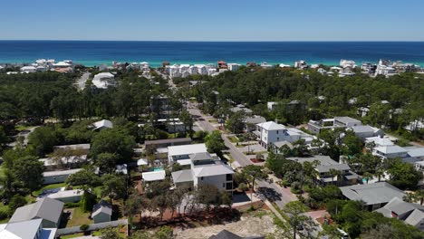 Residential-Houses-With-Lush-Foliage-On-Shoreline