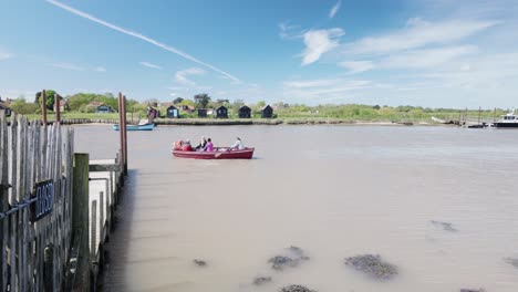 Walberswick-Fähre-Ruderboot-Überfahrt-Service-Fluss-Blyth-Suffolk