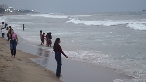 Slow-Motion-Footage-Of-Sea-Waves,-Mumbai-Bandra-Worli-Sea-Link-Flyover