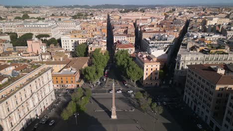 Increíble-Vista-Aérea-Sobre-La-Piazza-Dell&#39;esquilino-En-Roma,-Italia