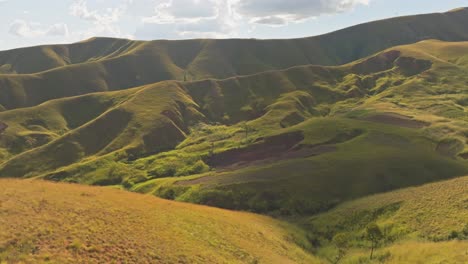Beautiful-green-mountains-in-Madagascar-countryside-after-rainy-season-on-sunny-day