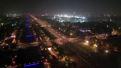 La-Puerta-De-La-India-Es-Un-Monumento-A-Los-Caídos-Ubicado-Cerca-Del-Camino-Kartavya-En-El-Borde-Oriental-Del-&quot;eje-Ceremonial&quot;-De-Nueva-Delhi.