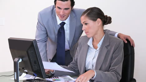 Executives-working-with-a-computer