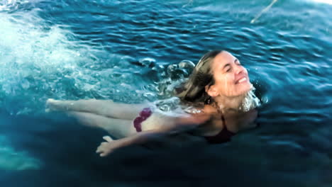 Woman-emerging-for-water-in-slow-motion