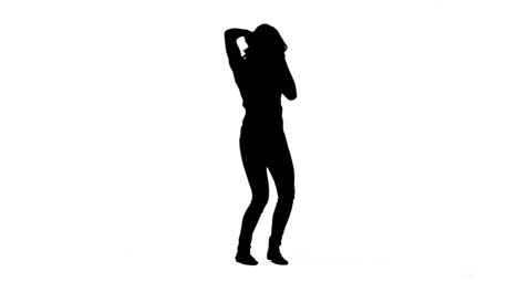 Silhouette-Einer-Frau,-Die-Alleine-Tanzt
