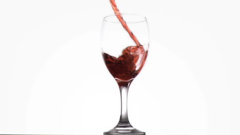 Wine-poured-in-super-slow-motion-