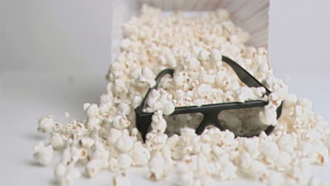 Popcorn-falling-in-super-slow-motion-with-3D-glasses