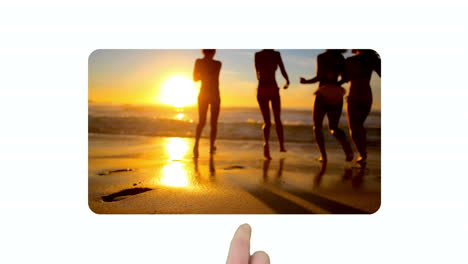 Videos-friends-enjoying-the-beach-at-sunset