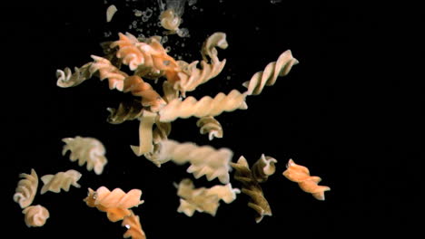 Pastas-in-super-slow-motion-falling-in-the-water