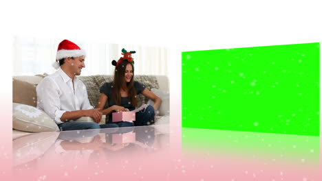 Frohe-Weihnachten-Videos-Neben-Dem-Croma-Key-Bildschirm