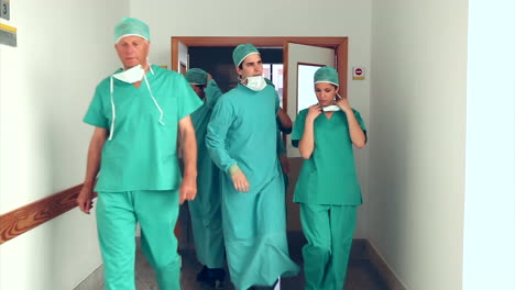 Surgery-team-leaving-the-operating-room