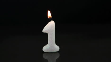Kerze-Zum-Ersten-Geburtstag