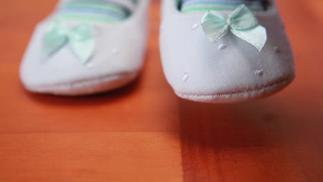 Babys-first-steps