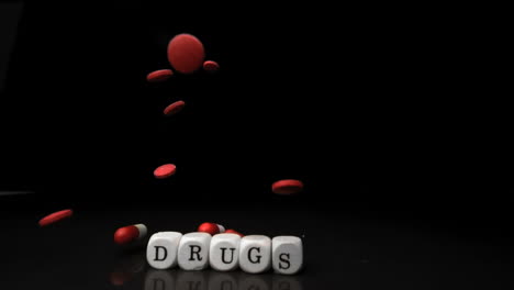 Pillen-Fallen-Und-Rollen-über-Würfel-Rechtschreibung-Drogen