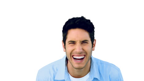 Mann-Lacht-In-Die-Kamera-Auf-Weißem-Hintergrund
