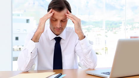 Businessman-having-a-headache