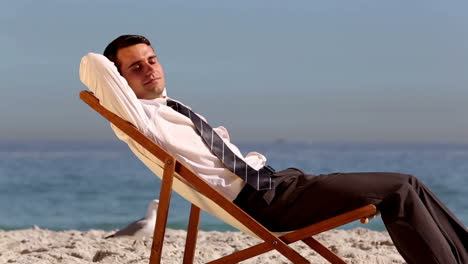 Businessman-sleeping-