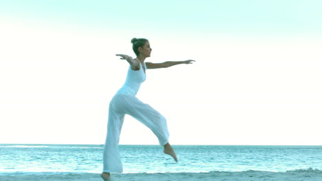 Woman-dancing-on-the-beach