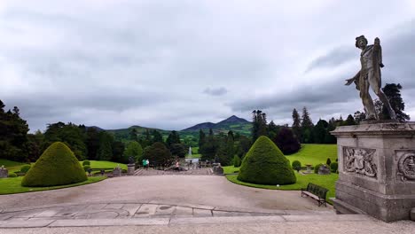 Irland-Epische-Orte-Powerscourt-Blick-Auf-Den-Zuckerhut-Frühsommer