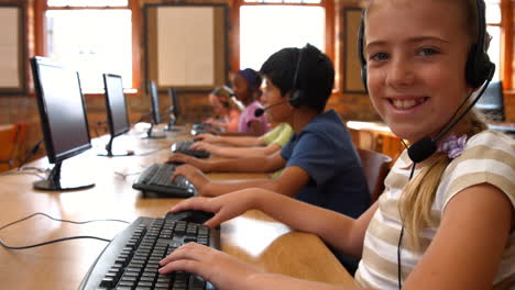 Pupils-in-computer-class-at-school
