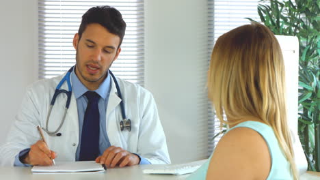 Doctor-talking-with-his-patient