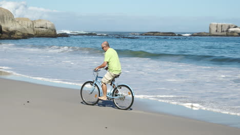 Senior-man-with-bike