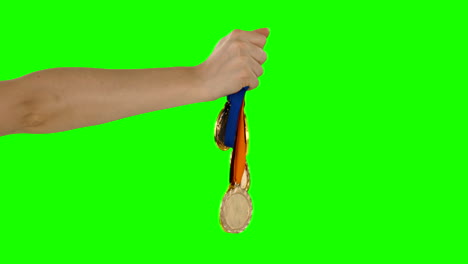 Hand-throwing-medals-
